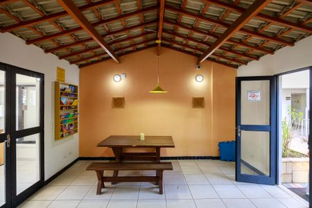 Apartamento à venda com 95m², 3 quartos e 2 vagas Apartamento à venda com 95m², 3 quartos e 2 vagasÁrea comum - Salão de Jogos