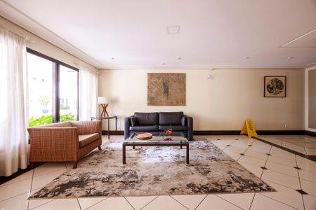 Apartamento à venda com 95m², 3 quartos e 2 vagas Apartamento à venda com 95m², 3 quartos e 2 vagasHall Social