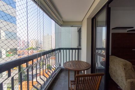 Apartamento à venda com 95m², 3 quartos e 2 vagas Apartamento à venda com 95m², 3 quartos e 2 vagasVaranda