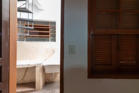 Casa para alugar com 76m², 2 quartos e 1 vagaEdícula