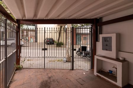 Casa para alugar com 76m², 2 quartos e 1 vagaQuintal