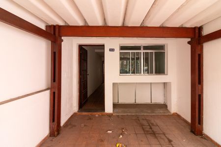 Casa para alugar com 76m², 2 quartos e 1 vagaQuintal