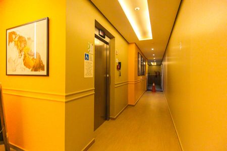 Apartamento à venda com 48m², 2 quartos e 1 vagaHall de entrada