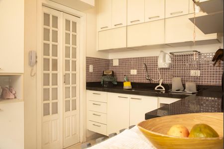 Apartamento à venda com 78m², 2 quartos e 2 vagasCozinha