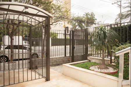 Apartamento à venda com 78m², 2 quartos e 2 vagasEntrada