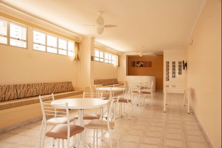 Apartamento à venda com 78m², 2 quartos e 2 vagasÁrea comum - Salão de festas