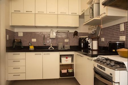 Apartamento à venda com 78m², 2 quartos e 2 vagasCozinha