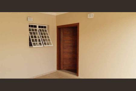 Casa à venda com 233m², 3 quartos e 2 vagas