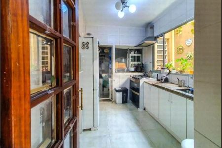 Casa de condomínio à venda com 93m², 3 quartos e 1 vaga