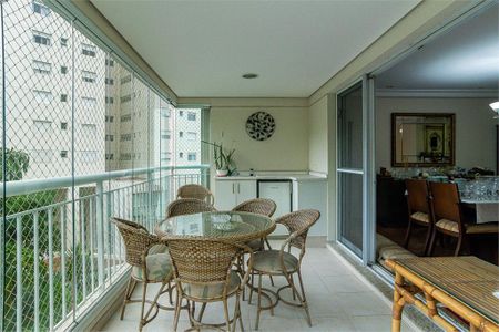 Apartamento à venda com 111m², 3 quartos e 2 vagas