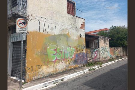 Casa à venda com 161m², 4 quartos e 2 vagas