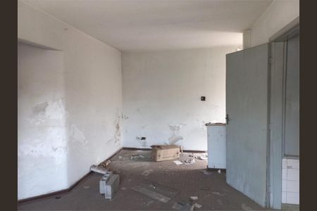 Casa à venda com 161m², 4 quartos e 2 vagas