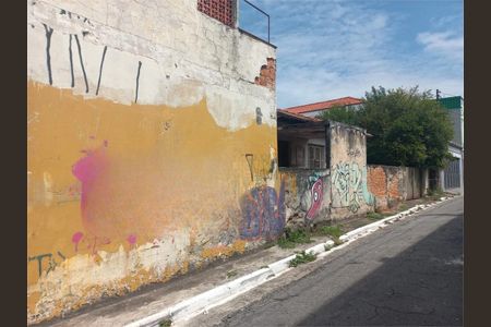 Casa à venda com 161m², 4 quartos e 2 vagas