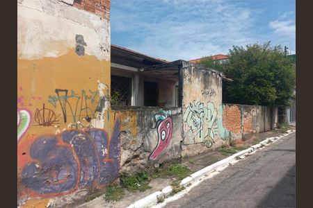 Casa à venda com 161m², 4 quartos e 2 vagas