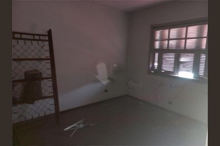 Casa à venda com 161m², 4 quartos e 2 vagas