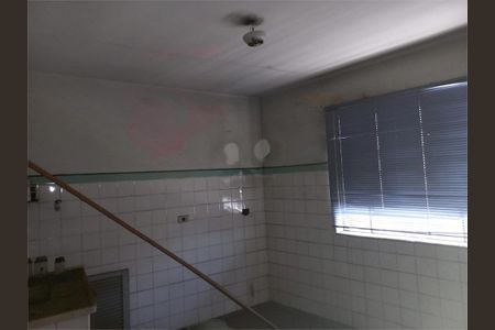 Casa à venda com 161m², 4 quartos e 2 vagas
