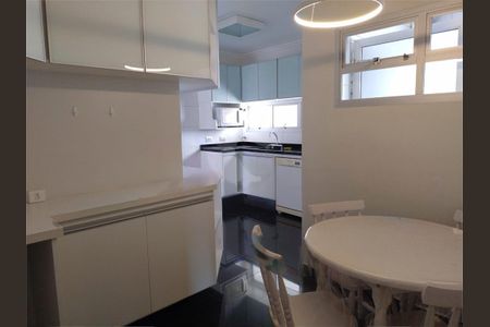 Apartamento à venda com 115m², 3 quartos e 2 vagas