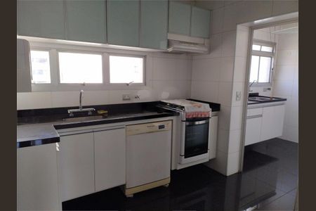 Apartamento à venda com 115m², 3 quartos e 2 vagas