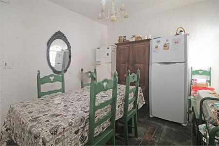 Casa de condomínio à venda com 122m², 3 quartos e 1 vaga