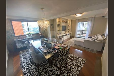 Apartamento à venda com 4 quartos, 220m² em Vila Mariana, São Paulo
