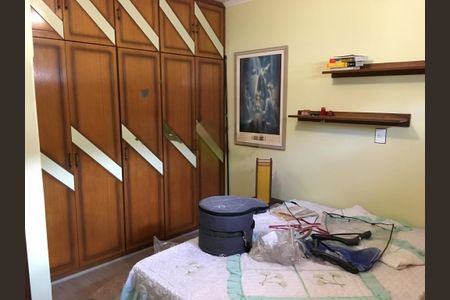 Casa à venda com 176m², 3 quartos e 3 vagas