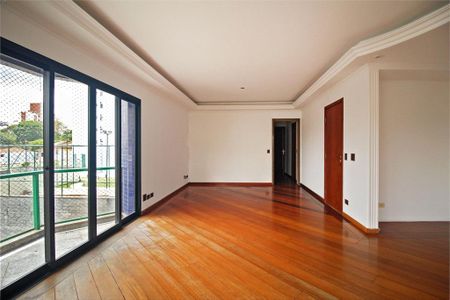 Apartamento à venda com 153m², 4 quartos e 3 vagas