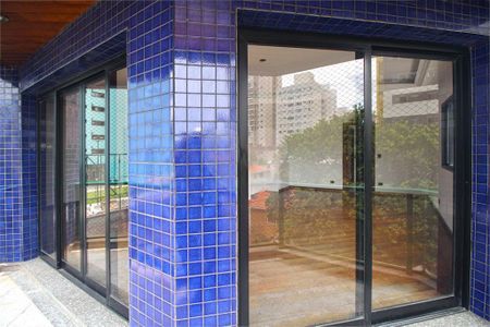 Apartamento à venda com 153m², 4 quartos e 3 vagas