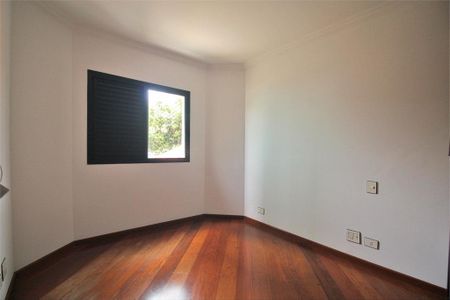 Apartamento à venda com 153m², 4 quartos e 3 vagas