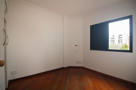 Apartamento à venda com 153m², 4 quartos e 3 vagas