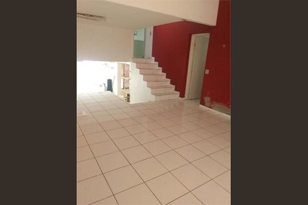 Casa à venda com 175m², 3 quartos e 4 vagas