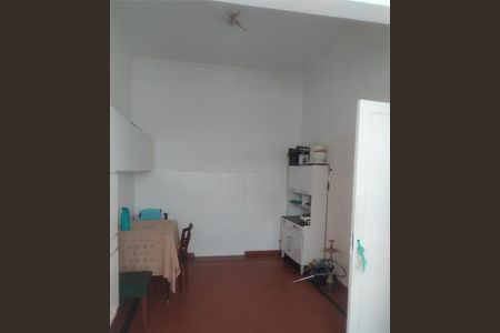 Casa à venda com 180m², 3 quartos e 3 vagas