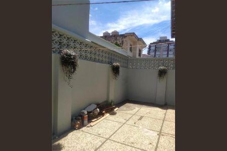 Casa à venda com 180m², 3 quartos e 3 vagas
