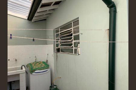 Casa à venda com 180m², 3 quartos e 3 vagas