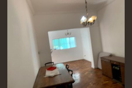 Casa à venda com 180m², 3 quartos e 3 vagas