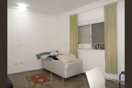 Casa de condomínio à venda com 198m², 3 quartos e 2 vagas