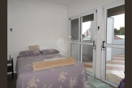 Casa de condomínio à venda com 198m², 3 quartos e 2 vagas