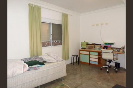 Casa de condomínio à venda com 198m², 3 quartos e 2 vagas