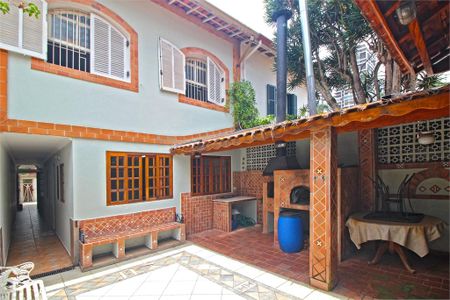 Casa à venda com 168m², 3 quartos e 2 vagas