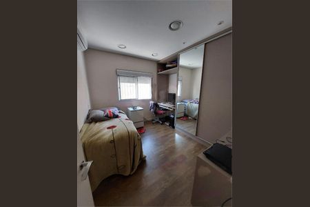 Casa à venda com 158m², 2 quartos e 2 vagas