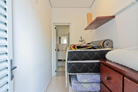 Casa à venda com 320m², 4 quartos e 6 vagas Casa à venda com 320m², 4 quartos e 6 vagasÁrea de Serviço