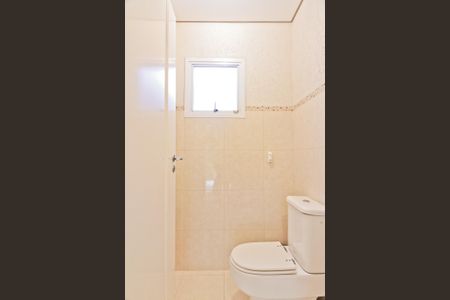 Casa à venda com 320m², 4 quartos e 6 vagas Casa à venda com 320m², 4 quartos e 6 vagasLavabo