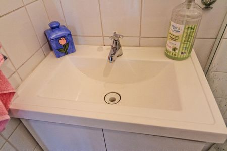 Casa à venda com 320m², 4 quartos e 6 vagas Casa à venda com 320m², 4 quartos e 6 vagasÁrea de Serviço