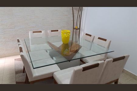 Casa à venda com 120m², 3 quartos e 2 vagas