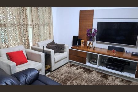 Casa à venda com 120m², 3 quartos e 2 vagas