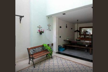 Casa à venda com 180m², 4 quartos e 3 vagas
