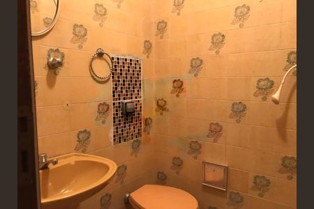 Casa à venda com 262m², 3 quartos e 3 vagas