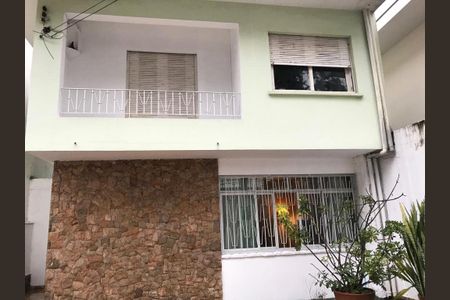 Casa à venda com 262m², 3 quartos e 3 vagas