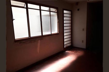 Casa à venda com 186m², 4 quartos e 2 vagas