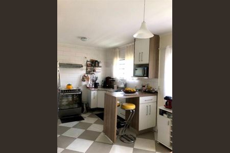 Casa à venda com 140m², 2 quartos e 4 vagas
