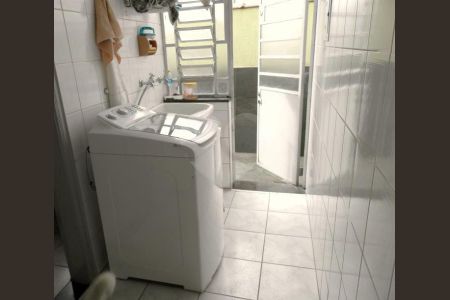 Casa à venda com 140m², 2 quartos e 4 vagas